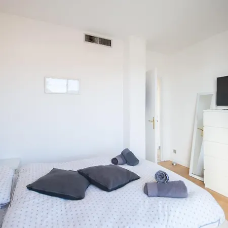 Appt A 150m De La Mer Apartment *