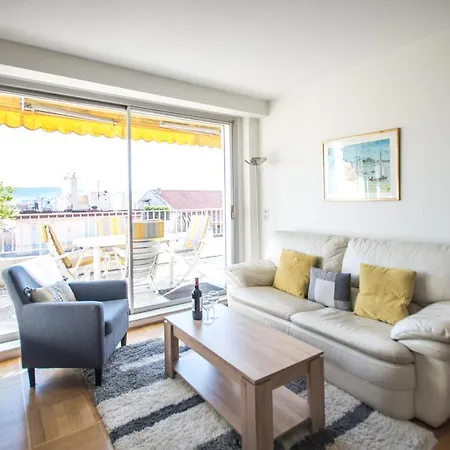 Apartment Appt A 150m De La Mer *