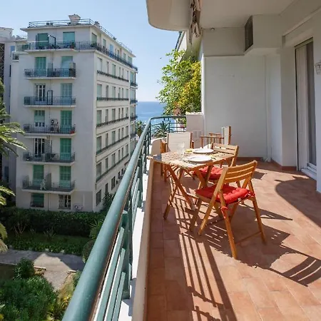 Apartment Le Capitole Nizza
