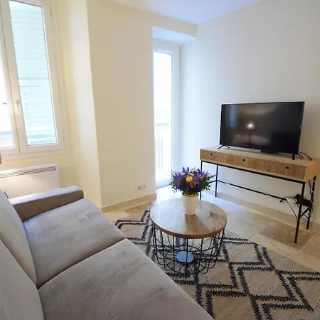 Apartment Renting - Pairoliere - Spacious Flat - Old - Massena - Terrace *