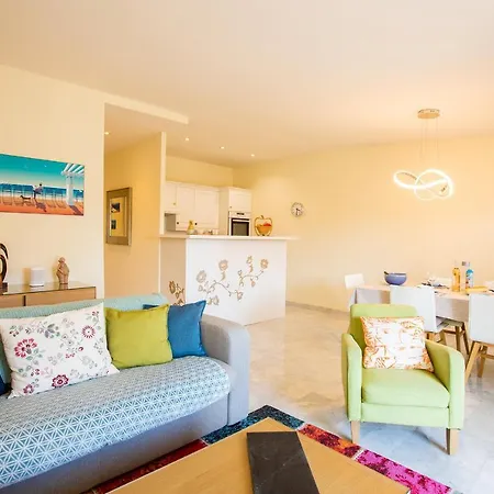 Le Foch Ap4244 By Riviera Homes