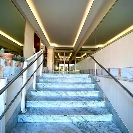 아파트 Le Rocamare -superb-atypical Sea View-a.c-wifi *