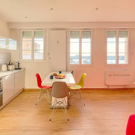 Neptune Apartment Nice
