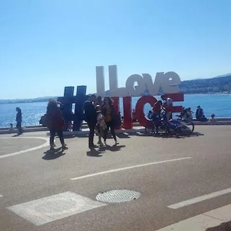 En Plein Coeur De 100% Unique Et Position Appartement Nice