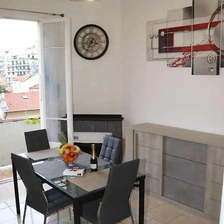 Maison Nicoise Au Calme Vue Mer *