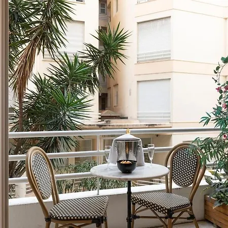 Promenade, 2pieces Chic Et Clim Avec Terrasse Appartement *