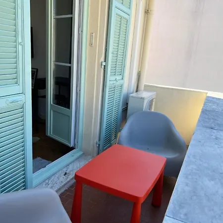 Charmant studio centre ville