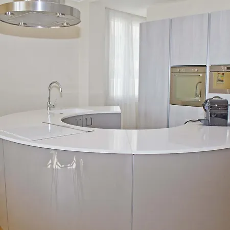 Sea Front Cedres Promenade Apartment
