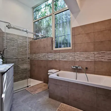 Villa Rose By Guys *