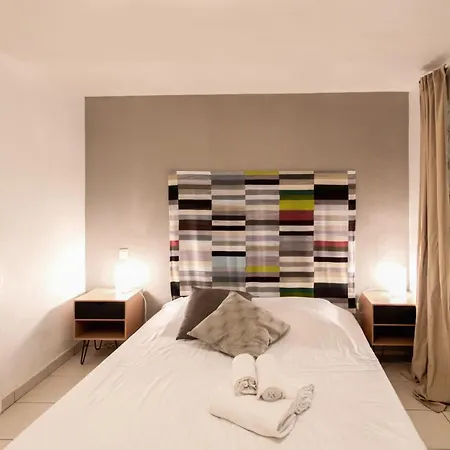 Apartment 26 Garibaldi Pepite *