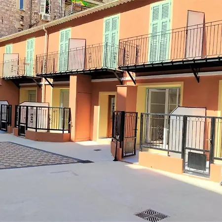 Apartment Delille Centre 08 *
