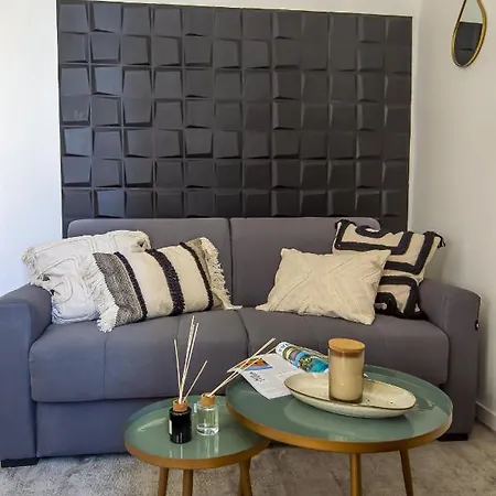 Charming 2 Refurbished Super Center Appartamento Nizza