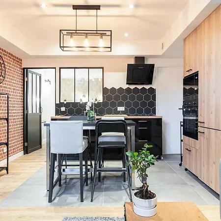 Le Loft Magnan - Ac- Pres - Wifi - Parking - Confort Et Moderne - Supermarches Et Tram Proches