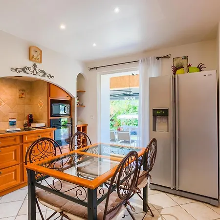 Escalinada Vi4310 By Riviera Homes *