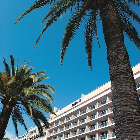 Radisson Blu 4*