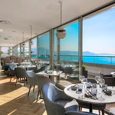 Radisson Blu Ξενοδοχείο 4*