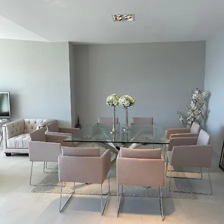 La Alegria Villa Nice