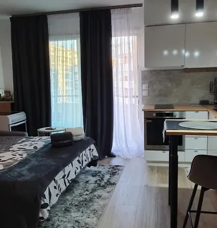 Lovely 1 Bedroom Vacation With Free Parking. Nice
