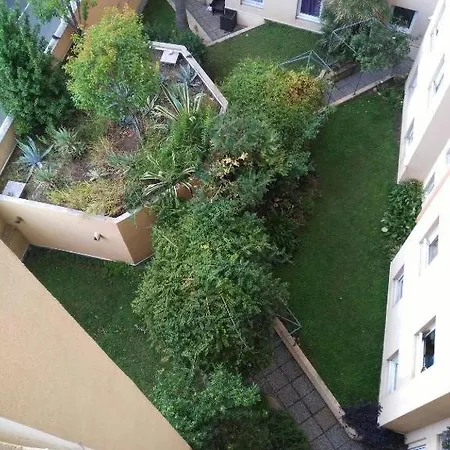 A & H + Wifi Homestay Nice