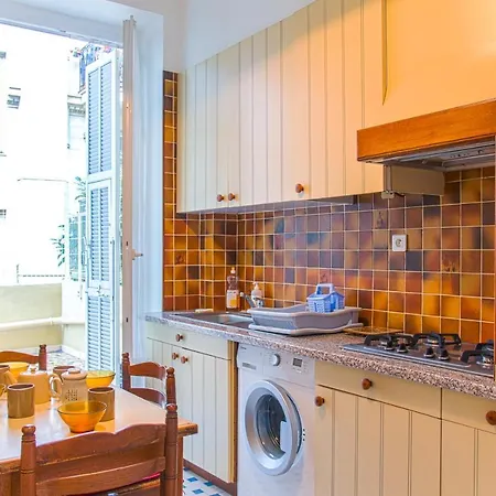 Апартаменты Large 2br Sunny 20 Meter Terrace Parking Shops Ницца