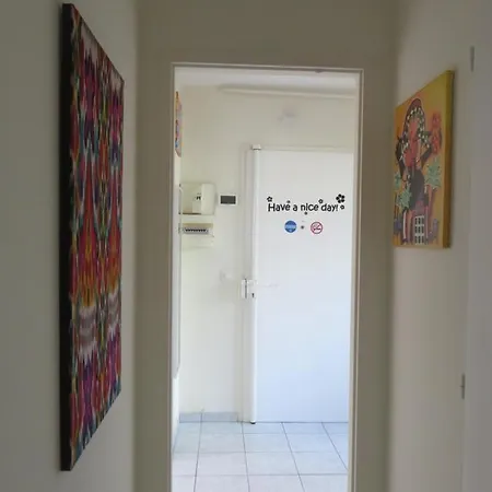 Apartment Nord 2 Pieces Calmes,wifi,clim,balcon,parking Nice