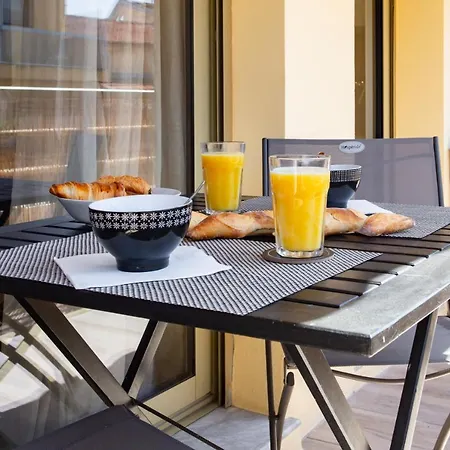 Appartement #4 Papon Parking Climatise Terrasse & Wifi 5mins A Pieds Du Vieux Nice