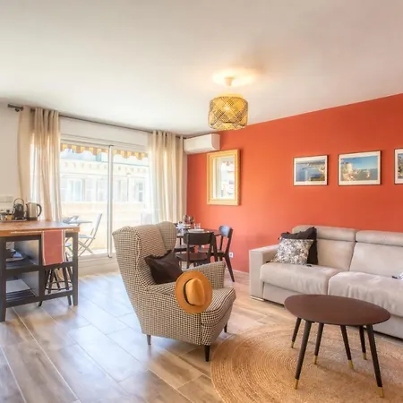 #4 Papon Parking Climatise Terrasse & Wifi 5mins A Pieds Du Vieux Appartement *