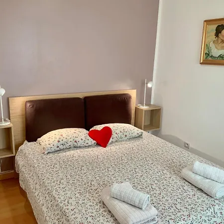 Lägenhet Very Cosy Flat In Heart Of Old Town Of Near Nice