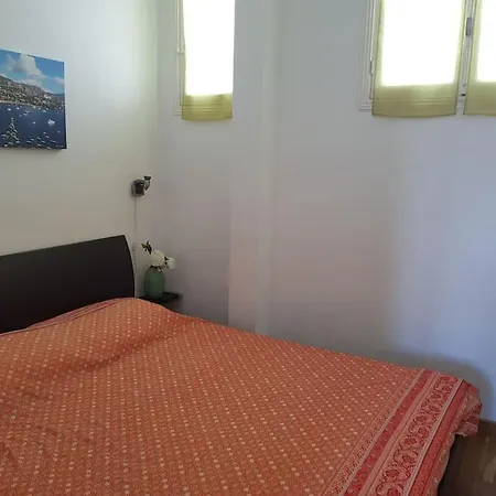 Apartment & Les Cypres *