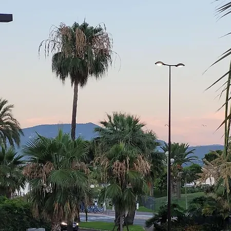 & Les Cypres * Nice