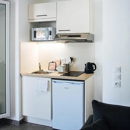Apartahotel Twenty Business Flats Angely *