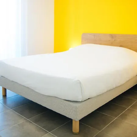 Apartahotel Twenty Business Flats Angely *