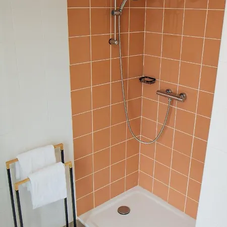 Twenty Business Flats Angely Apartahotel Niza