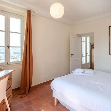Villa L26 Bonnard 10pax Pool, Garden, Parking, Ac *