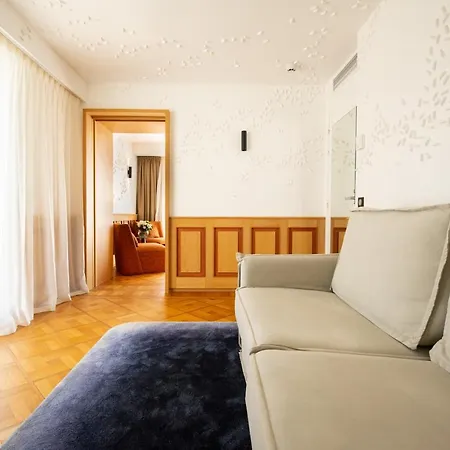 Otel Splendid &