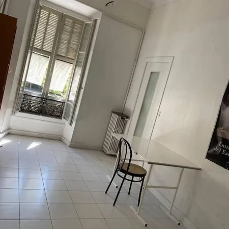 110m2 Plein Centre Apartment