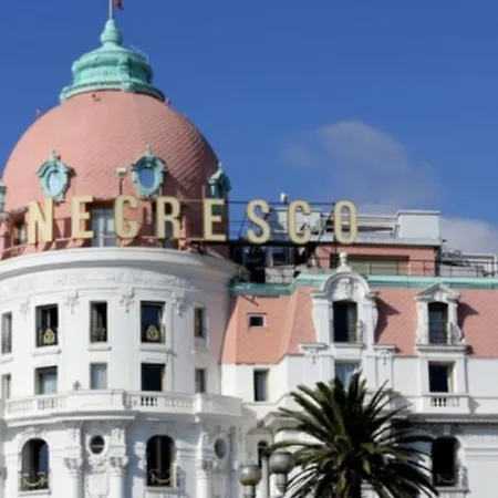 Boutique Center Free Parking Nizza