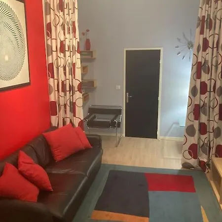 Vieux Vibrant Apartment Nice