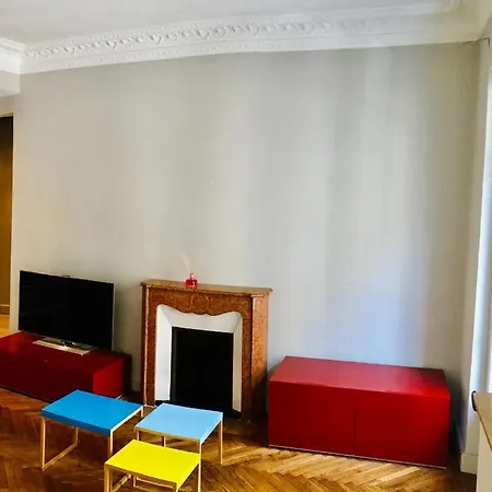 Le Petit Bourgeois De Nice