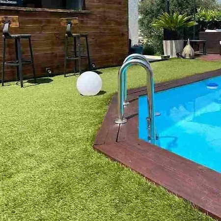 Ferienhaus Romantic In The South Of France With A Private Garden , Pool And A Terrace Nizza