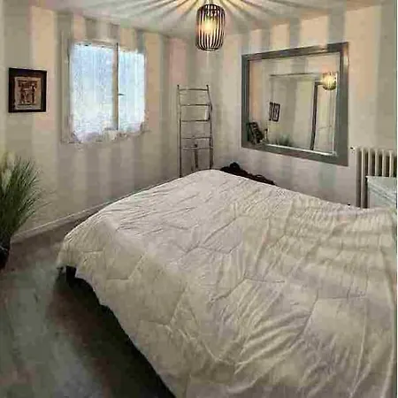 Ferienhaus Romantic In The South Of France With A Private Garden , Pool And A Terrace *