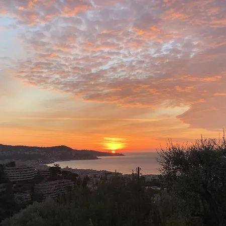 Romantic In The South Of France With A Private Garden , Pool And A Terrace Ferienhaus *