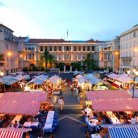 Typique - 2 Bedrooms,typical Apartment-old Town Apartment Nice