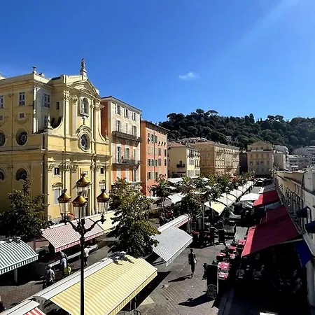 Typique - 2 Bedrooms,typical Apartment-old Town Apartment