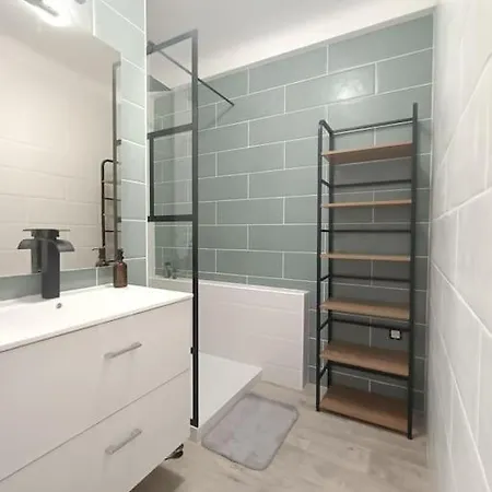 아파트 F4 Avec Vue / Flat With Sea View 3 Bedrooms