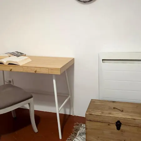 Typique - 2 Bedrooms,typical Apartment-old Town Apartment Nice