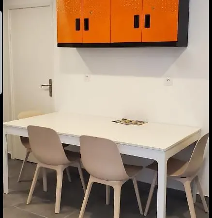 Big Flat Sea Vieuw 95 M2 5 Near Airport 5 Min Train 3 Min And Tram On Site, 7 Min, 2 Showers And 2 Toilets , Neuf Grand 95 M2 5 Proche Aeroport 5 Min Train 3 Min Et Tramway Sur Place, 7 Min 2 Douches Et 2 Wc Vue Ницца