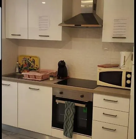 Big Flat Sea Vieuw 95 M2 5 Near Airport 5 Min Train 3 Min And Tram On Site, 7 Min, 2 Showers And 2 Toilets , Neuf Grand 95 M2 5 Proche Aeroport 5 Min Train 3 Min Et Tramway Sur Place, 7 Min 2 Douches Et 2 Wc Vue Ницца