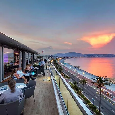 Radisson Blu 4*