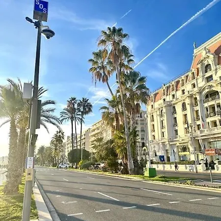 La Taniere Du Bois Flotte Apartment